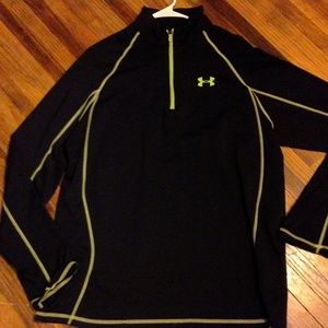 Under Armour Large Running Long Sleeve Shirt